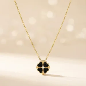 Fashion Necklace for Lady Girls Heart Pendants Necklace Stainless Steel Magnetic Clover Necklace Best Part Gift for Girls