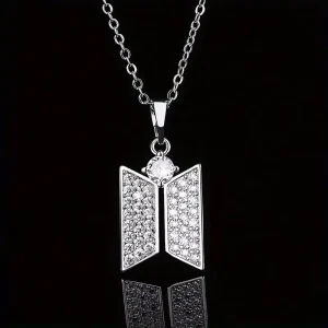Fashion Necklace with Crystal tone Zircon Alloy Pendant Gift for Fans