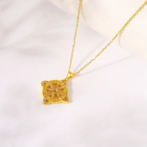 Fashion Necklaces square Fashion Necklaces Zircon Hollow Necklaces Vintage Ladies’ Jewelry Custom Exquisite Jewelry