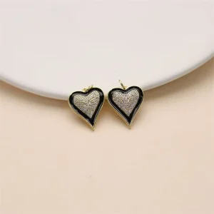Fashion Pendants for Necklace Enamel Charm Black Style Heart Pendant for Men Women Jewelry Accessories