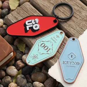 Fashion Retro Motel Tag Customizable Keychain Metal Zinc Alloy Enamel Room Number Motel Keychain for Promotional Souvenir Gift