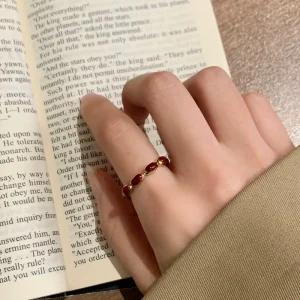 Fashion Rings Gold Plated Red Stone Ring Retro Design for Daily Wear & Gifts