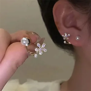 Fashion Silver Diamond Fish Tail Flower Stud Earrings White Imitation Pearl Stud Earring for Women Birthday Party Jewelry Gift