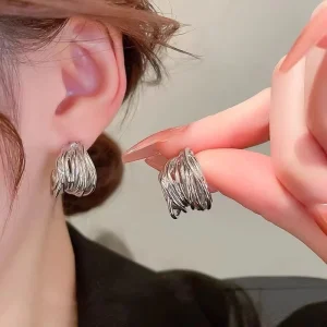 Fashion Silver Plated Small Hoop Earrings Geometric Irregular Women Elegant Luxury Stud Earrings Jewelry