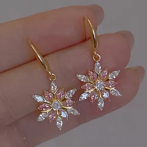 Fashion Snowflake Earrings Pink Jewelry Hook Dangle Earrings Exquisite Gifts Crystal Earrings Women Christmas Jewelry