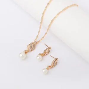 Fashion Spiral Pearl Pendant Necklace Set High Quality Diamond studded Alloy Earrings Necklace Set Jewelry Wedding Party Gift