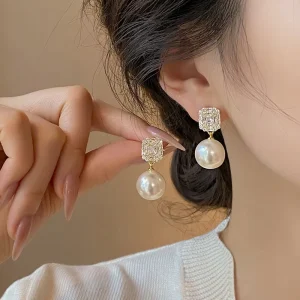 Fashion Square Stud Round Pearl Drop Rhinestone Earrings Bridal Party Wedding Pearl Diamond Pendant Earrings Jewelry for Women