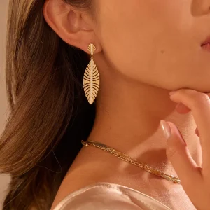 Fashion Stainless Steel Leaf Shaped Pendant Earrings Waterproof PVD Plated 18K Gold Jewelry for Women