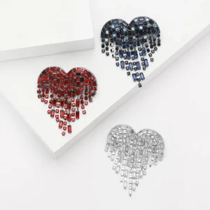 Fashion Style High end Tassel Love Heart Zip Alloy Brooch Crystal Rhinestone Diamond encrusted Elegant Women’s Engagement Party