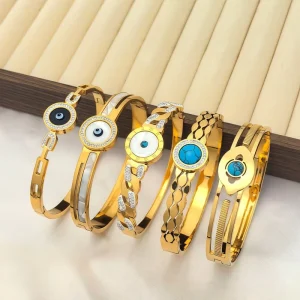 Fashion Trend Retro Temperament Square Zircon Bracelet Stainless Steel Bracelet Light Luxury Elegant