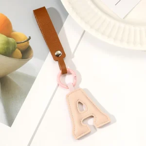 Fashion Versatile Keychains 26 Letter Leather Bag Charms Best Selling Bulk Accessories Keychains