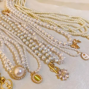 Fashion Vintage Pearl Bridal Jewelry Set Plated Chain Pendant Flower Necklace for Women Girls