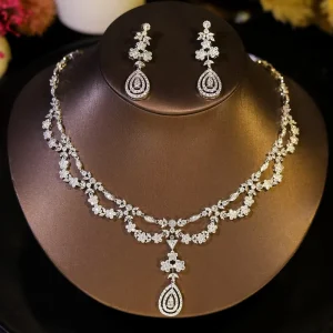 Fashion Water Drop Design White Crystal Necklace Wedding Choker Indian Jewelry Set for Women Girlfriend Birthday Gifts