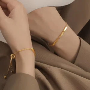 Fashion Women Charm Jewelry Stainless Steel Bracelet 18K Titanium Steel Pull Bracelet Simple Women Jewelry Gift