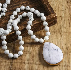 Fashion Women Customized Jewelry 8mm Pink Quartz White Howlite Knotted Natural Gemstone Amazonite Drop Pendant Necklace Factory