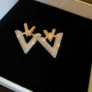 Fashion Women V Shaped Stud Earring Jewelry Full Zircon Rhinestone Gold Plated Classic Letter V Shape Stud Earring