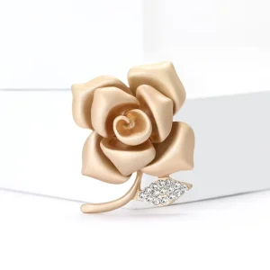 Fashionable Alloy Diamond studded Matte Gold Rose Brooch Personalized and Versatile Accessory for Banquets Chest Flower