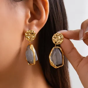 Fashionable Metallic Earrings Light Luxury Style High end Pearl Square Pleated Earrings