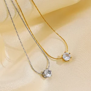 Fashionable Natural Diamonds Necklace for Women Gift Pendant Necklace Shiny Luxury Stainless Steel Crystal Pendant Necklace