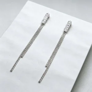 Fashionable Pendant Earrings Designed for Women Suitable for Daily Wear and Wedding Occasions