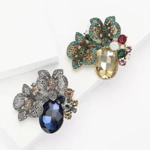 Fashionable Retro Alloy Rhinestone Flower Brooch Exquisite Women’s Suit Shawl Corsage Jewelry Pin