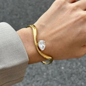 Fashionable Stainless Steel Open Women’s High end Bracelet Gold plated 18k Gold Zircon European American JDB0310003