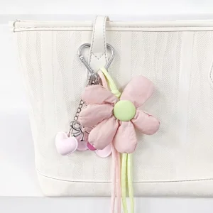 Fashionable Vintage Cartoon Bag Pendant Sweet Cool Exquisite Flower Keychain Bag Charms for Bags