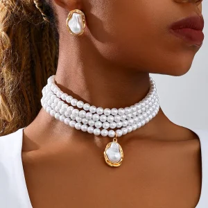 Fashionable Vintage Court Style Pearl Necklace for Women Luxury Layered Necklaces and Earrings