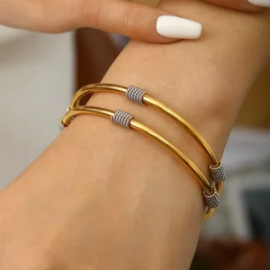 Fashionable Vintage Geometric Spiral Bracelet Elegant Style Stainless Steel Waterproof 18K Gold plated Factory