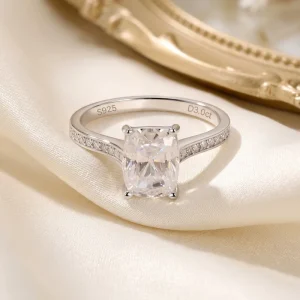Fashionable Wedding Party 925 Silver Gold Plated Gemstone Accessories 3ct Cushion Cut Tension Set Moissanite Rings