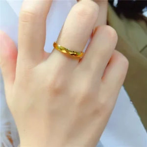 Fashionable and High end Without Fading Diamond Patterned Titanium Steel Ring for Women Fashion Rings for Women