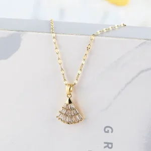 Fashionable and High-quality Stainless Steel Inlaid Zircon Mesh Red Fan Shaped Necklace