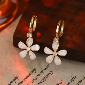 Female Flower Heart Butterfly Slim Small Dangle Earring Fashion Elegant Sweet Bulk Order Jewelry Accessories for Daily
