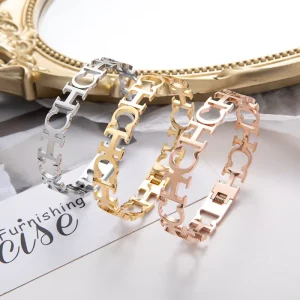 Female Personality Stainless Steel Bracelets Alphabet Fashion Charm Bracelets That Don’t Fade Gift