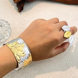 Floral Bracelet Minimalist Design Sunflower Color-block Stainless Steel Bracelet