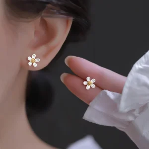 Flower Earnail Stud Earrings