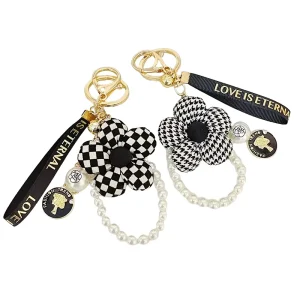 Flower Key Chain Fashion Tassels Keychain Car Key Ring Female Keyring Creative Bag Pendant Exquisite Ornaments
