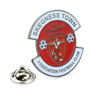 Football Club Enamel Pin Zinc Alloy Lapel Pin Metal Brooch logo Badge Custom Hard Enamel Pin for Fans Collectors Souvenir
