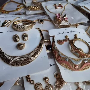 Four Piece Costume Jewellery Set Stock Lot Mixed Jewelry Set Assortment African Gold Jewelry Set