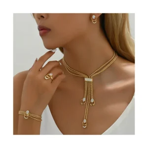 French Fashion Alloy Jewelry Set for Women Rhinestone Necklace Bracelet Earrings Ring Jewelry Accessories