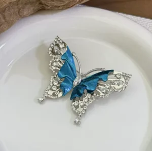 French Haute Couture Blue butterfly Pave Diamond Zinc Alloy Pin for Evening Gown Fashion Elegant Exquisite Corsage Accessory
