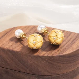 French Retro European American Style Women’s Copper Gold Brushed Pointed Diamond Ball Pearl Earrings High end Niche Design