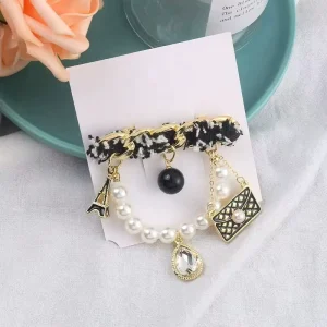 French Vintage Style Designer Brooch Female Ins Temperament Pin Fashion High end Clothing Fashion Jewelry Brooches Women