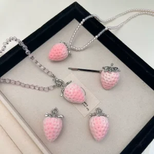 Fruit Series Pink Strawberry Beaded Choker Sweet Fruit Pendant Necklace Cute Strawberry Earrings Women Fashion Alloy Silver