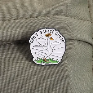 Funny Goose Enamel Pins Oh My Gooseness Gracious Brooch Lapel Badge Animal Jewelry Gift for Kids and Friends