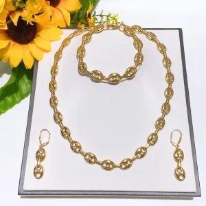 Gold Plated Angel Jewelry Set Earrings Necklace for Women Party Daily Wear Eye Catching Stylish Accessory HM25042