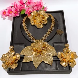 Gold Plated Flower Leaf Jewelry Set Necklace Earrings for Women Elegant Wedding Party Wear Feminine Accessory HK0076