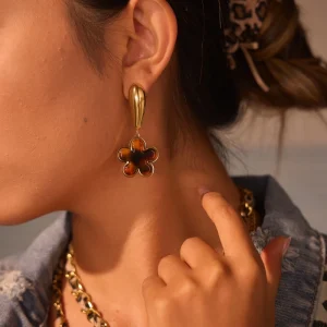 Gold Plated Stainless Steel Resin Heart Shaped Flower Design Hypoallergenic Fashion Earrings