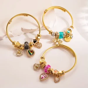 Gold Stainless Steel Bracelet DIY Women’s Trendy High-end Water diamond love Bee Pendant Bracelet