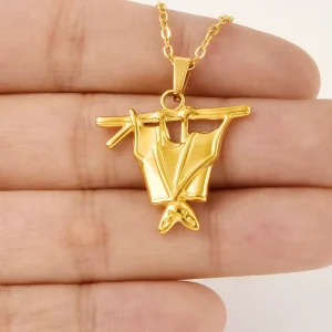 Gold Tone 304 Stainless Steel Upside Down Bat Necklace Realistic 3D Animal Gothic Grunge Punk Hip Hop Choker Jewelry for Unisex